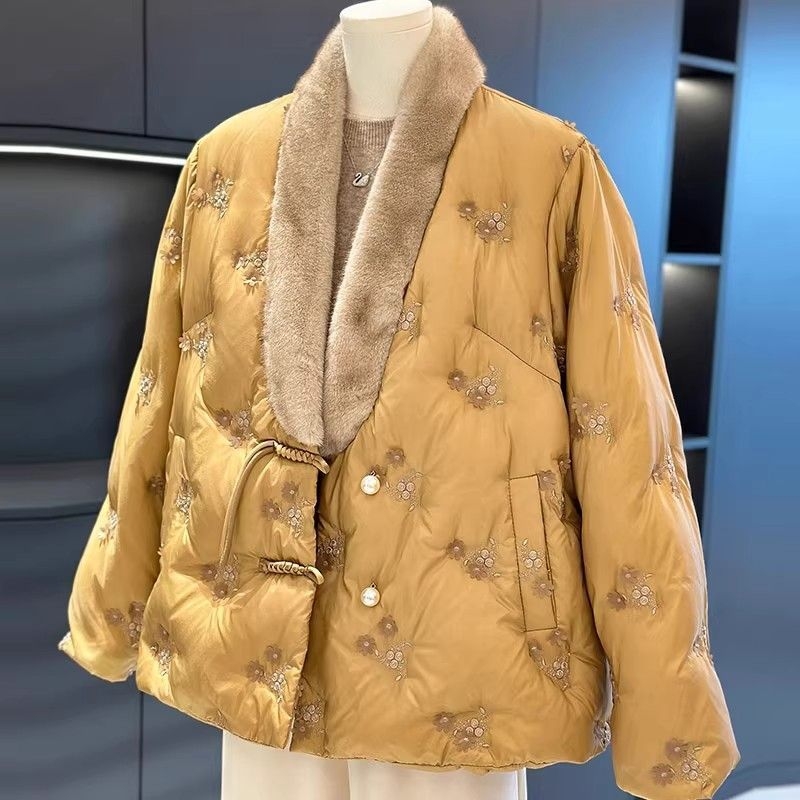 Dámska bunda s kačacím páperím a hodvábnym sametom, výplň kačací páper, dlhé rukávy, normálna dĺžka 50–65 cm, V-krk (kačací páper • hodvábny samet • dĺžka 50–65 cm • dlhé rukávy • V-krk)