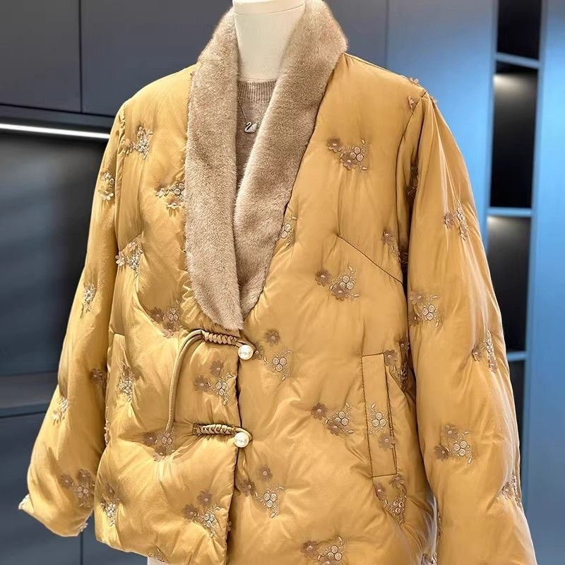 Dámska bunda s kačacím páperím a hodvábnym sametom, výplň kačací páper, dlhé rukávy, normálna dĺžka 50–65 cm, V-krk (kačací páper • hodvábny samet • dĺžka 50–65 cm • dlhé rukávy • V-krk)