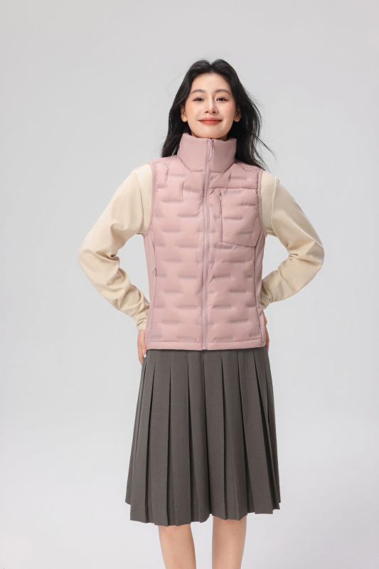 Γυναικείο γιλέκο με πούπουλα, στάντ γιακά, νάιλον ύφασμα, πλήρωση από λευκό πούπουλο πάπιας 86-90%, φερμουάρ, χαλαρή γραμμή