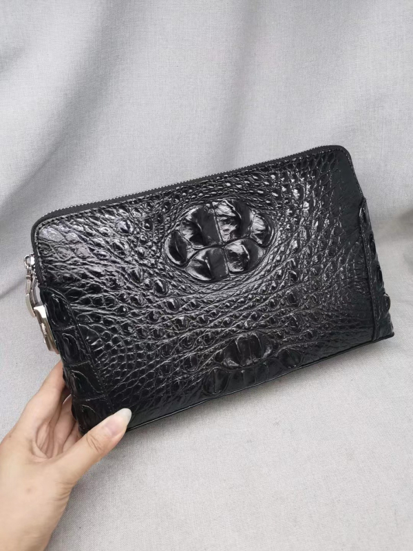 Muška klutch torba od kože krokodila, model 6678, dvostruki zip s kombinacijskim zaključavanjem, podstava od prave kože, gradski stil
