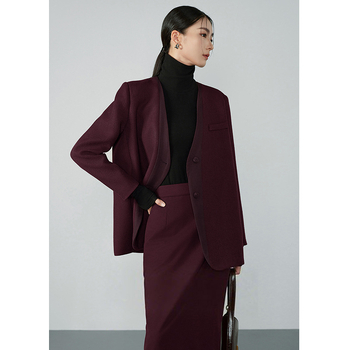 Женско сако с V-образно деколте, дълги ръкави, еднобортно закопчаване, полиестер — есен 2025