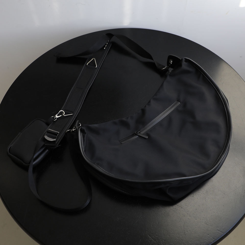 Muška crossbody torba od najlona, ulični stil, jednobojna, podstava od poliestera, zaštita leđa.