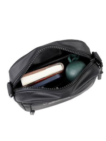 Muška crossbody torba, casual stil, PU materijal, vodootporna, uzorak: slova, podstava: poliester, zima 2025