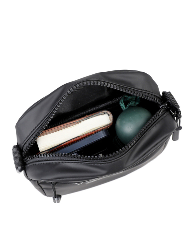 Muška crossbody torba, casual stil, PU materijal, vodootporna, uzorak: slova, podstava: poliester, zima 2025