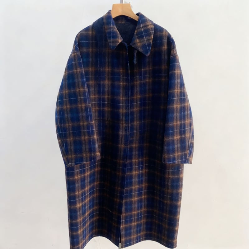 Női gyapjúkabát, visszafordítható, kockás mintázat, vast anyag, hosszú fazon, laza szabás