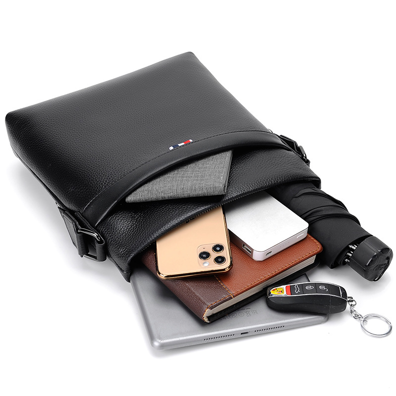 Muška kožna crossbody torba, model BND909, koža prvog sloja, otporna na habanje, poliester podstava