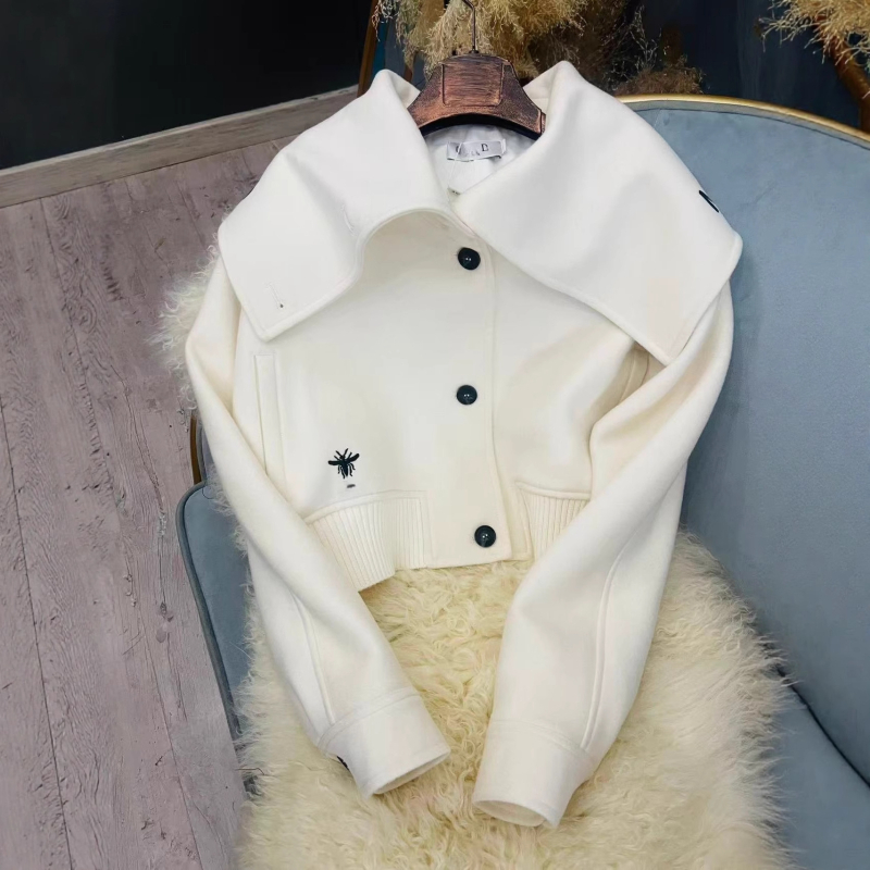 Jachetă scurtă cu imprimeu, croială lejeră, guler rever, amestec cașmir-lână 90-95%