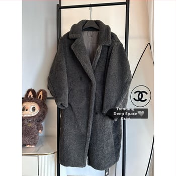 Női gyapjú kabát báránygyapjú anyagból, hosszú fazon, galléros, egygombos zárás, téli 2025 kollekció