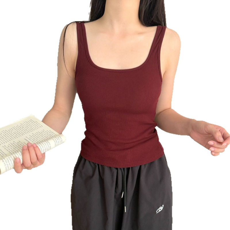 Ženski termalni prsluk s ugrađenim jastučićem za prsa, kvadratan izrez, česan unutarnji sloj, rayon tkanina (90–95% sadržaja), debljina 201–250 g/m2.
