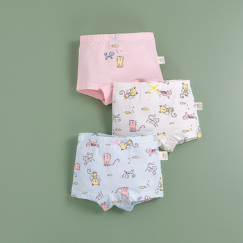 Dječje bokserice za djevojčice od pamuka, 95% pamuk, 3-komplet u pakiranju, za uzrast 3–8 godina, Sigurnosna kategorija A