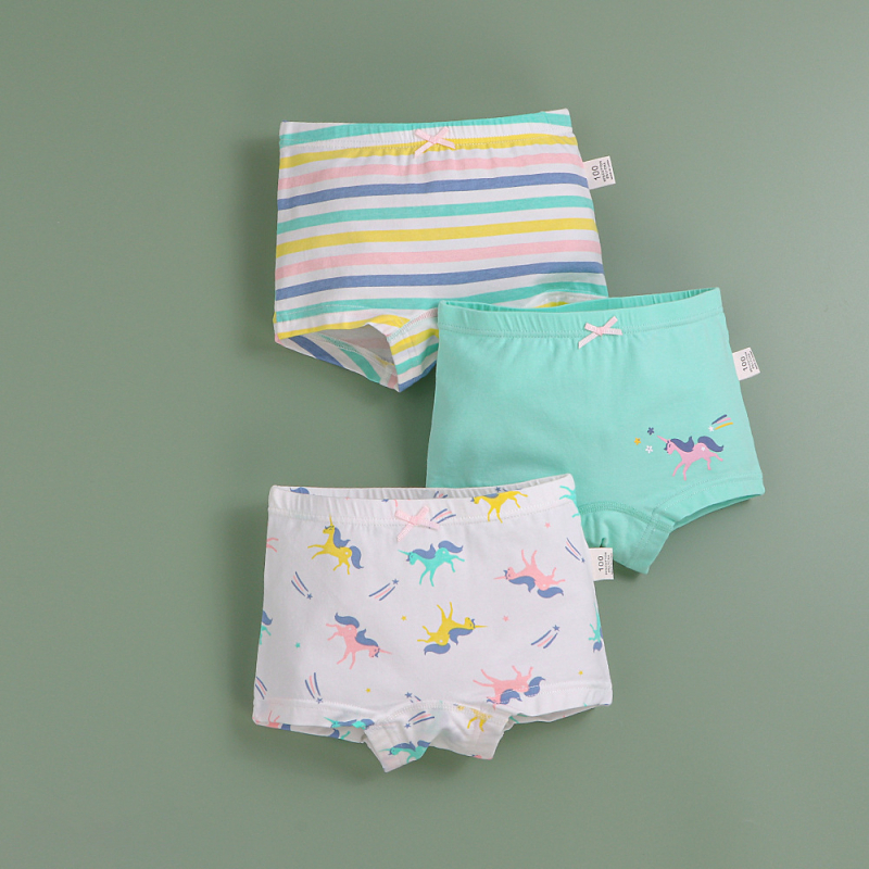 Dječje bokserice za djevojčice od pamuka, 95% pamuk, 3-komplet u pakiranju, za uzrast 3–8 godina, Sigurnosna kategorija A