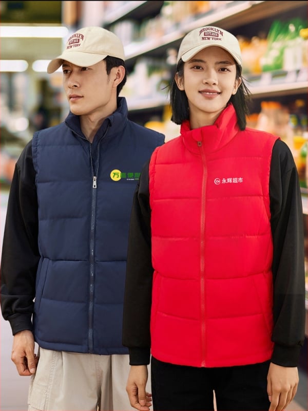 Εργατικό γιλέκο με πούπουλο και φερμουάρ, αποσπώμενη κουκούλα, στενή γραμμή, μονόχρωμο, χειμώνας