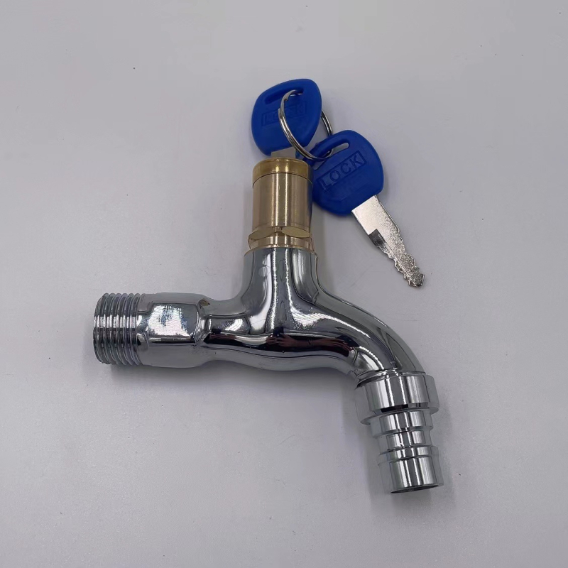 Vonkajší uzamykateľný vodovodný kohút so keramickým jadrom ventilu – montáž do steny, materiál: zinková zliatina a meď, prevádzková teplota 0-80°C