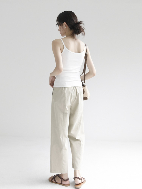 Дълъг потник с вградени подплънки за бюста, без метална рамка, тънки презрамки, тясна кройка