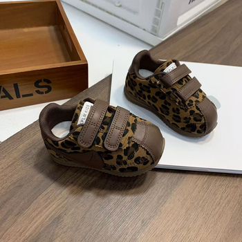 Leopard mintás sportcipők 1-3 éveseknek, puha talp, Velcro-zár, lélegző, vízálló