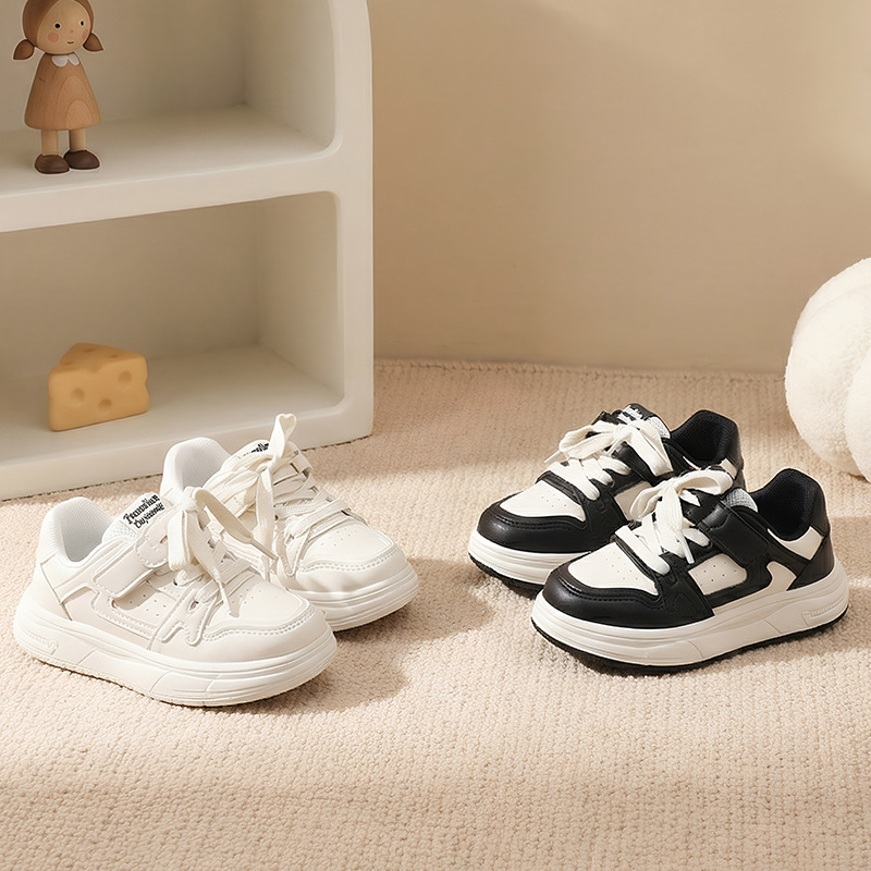 Dječje casual tenisice s gornjim dijelom od mikrovlakana, potplat od reciklirane gume, zatvaranje na Velcro, vodootporne i protuklizne, unisex