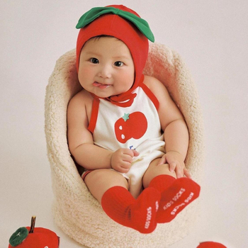 Tomato rajzfilm-stílusú gyermekfotózási öltözet – ujjatlan, levehető kapucnival, 99% pamut fő anyag, több részes készlet ruhák és kiegészítők, 0–1 éveseknek, tavasz/nyár/ősz