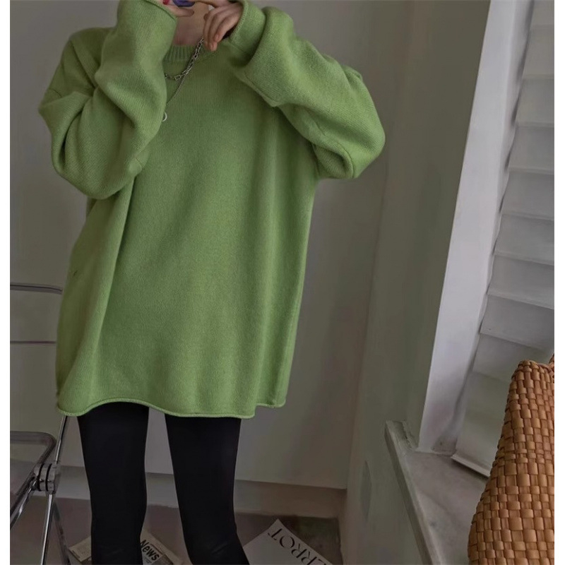 Вълнен пуловер, кръгла яка, плътен, свободно кроен, средна дължина