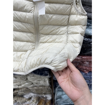 Youjia γυναικείο ελαφρύ γιλέκο με πούπουλα πάπιας, κοντό ύφος, εξωτερικό ύφασμα νάιλον, 86–90% πούπουλο πάπιας, στενή γραμμή, χειμώνας 2025