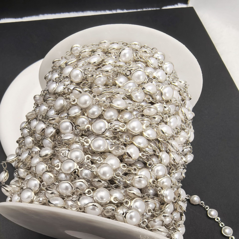 Spona do vlasov s perlou a retiazkou, ručne vyrobená, meď, elektroplátovanie, vintage prívesok pre pódiové vystúpenia a svadobné fotenie