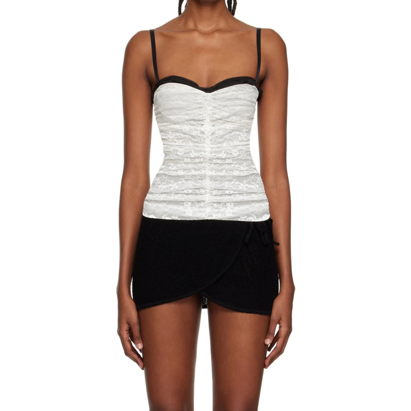 Дантелена потничка с две презрамки, тясна кройка, къс модел, полиестерна материя