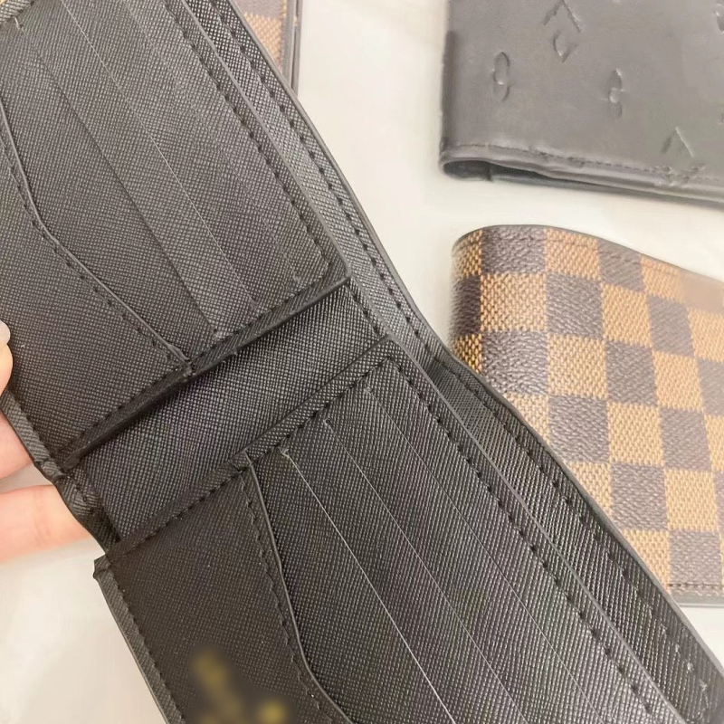 Portofel pentru bărbați cu mai multe buzunare pentru carduri, model cu litere, PU piele, căptușeală din piele sintetică, Primăvara 2025