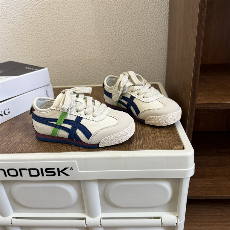 Pantofi skate pentru copii, talpă subțire, model dungat, partea superioară din Ultra-fiber piele, talpă din cauciuc, închidere Velcro