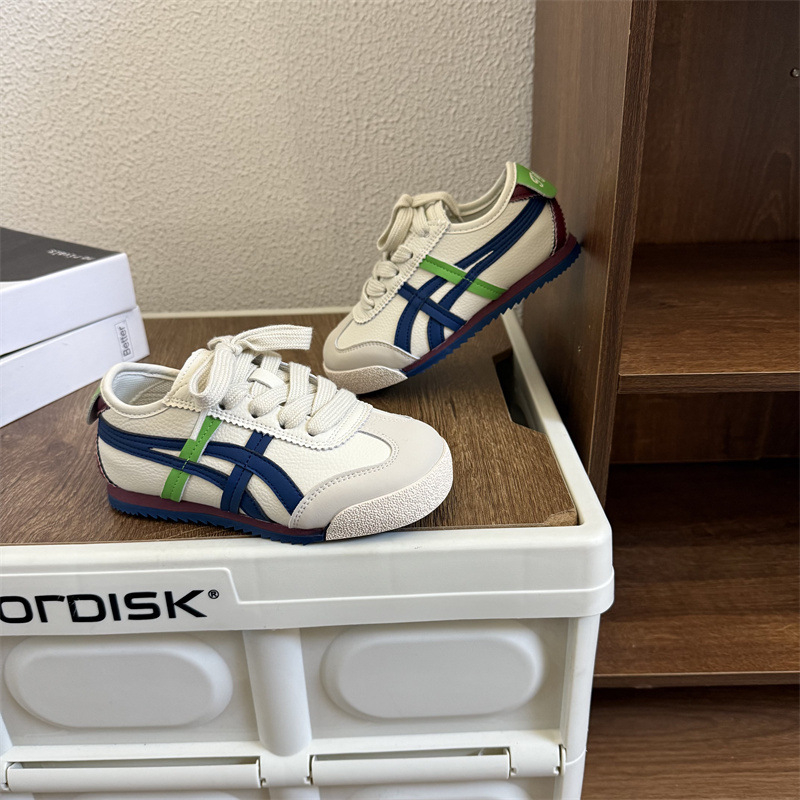 Pantofi skate pentru copii, talpă subțire, model dungat, partea superioară din Ultra-fiber piele, talpă din cauciuc, închidere Velcro