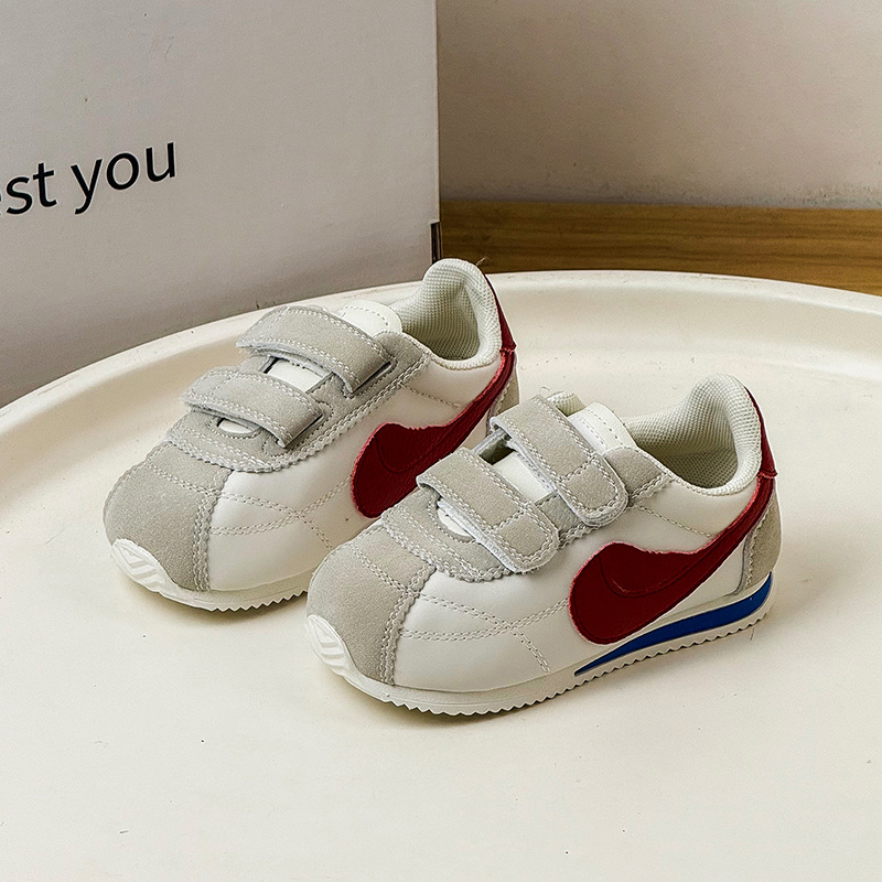 Unisex tenisice od mikrovlaknaste kože s debelim đonom, Velcro zatvarač, proljeće 2026