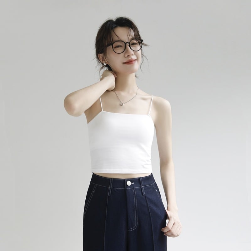 Дамски потник с открити рамене и подплата за бюста, къс модел, тесен силует, без гръб, от вискоза