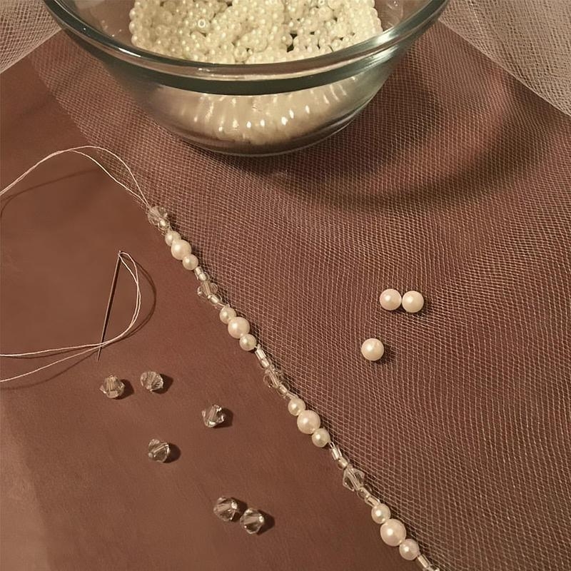 Vjenčani veo s rubom od kristalnih perlica, metalni materijal, moderan stil, 1-layer finger cots