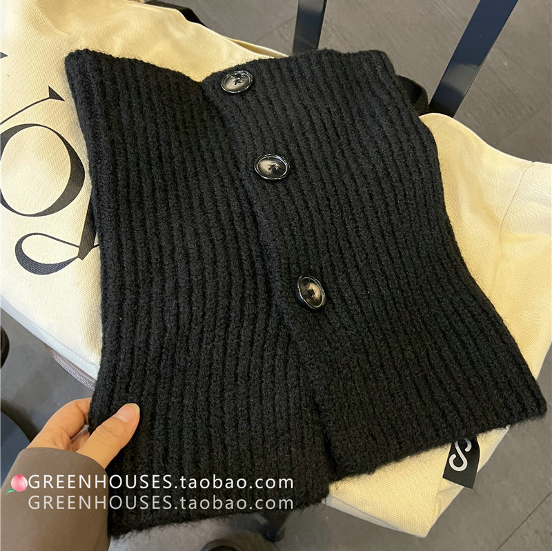 Плетен шал с висока яка, дебел и топъл, копчета за закопчаване, вълнена материя