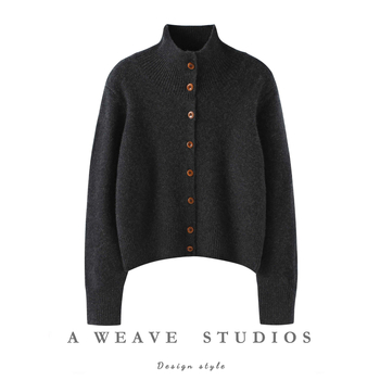 Дамски кашмирен кардиган – свободен силует, полувисока яка, дълги ръкави, ултра плътна плетка