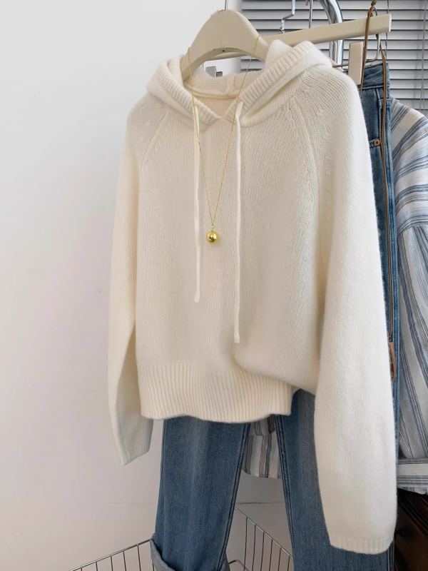 Пуловер с качулка от вълна за жени – 95%+ вълна, дълги ръкави, елегантен градски стил