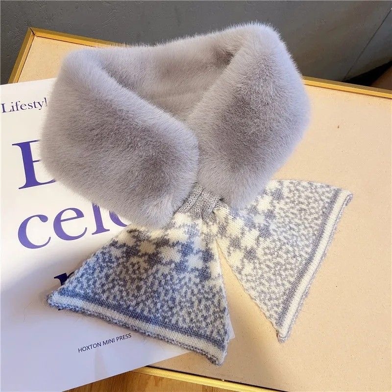 Fular tricotat din lână cu guler din blană artificială de iepure – accesoriu cald de iarnă