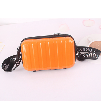 Geantă de machiaj cu husă rigidă, model dungi – crossbody rezistentă la apă, ABS+PC, fermoar, buzunar intern pentru ID