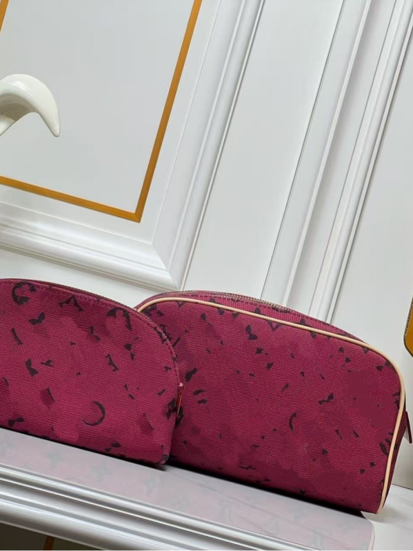 Dopp Kit kozmetikai neszesszer, vászon külső, vászon bélés, kagyló alakú, márka L's family