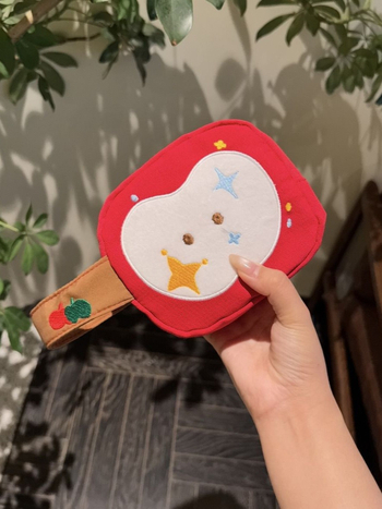 Hímzett alma motívumos smink- és tároló táska – vászon, poliészter bélés, cipzár, hordozható, nagy kapacitás