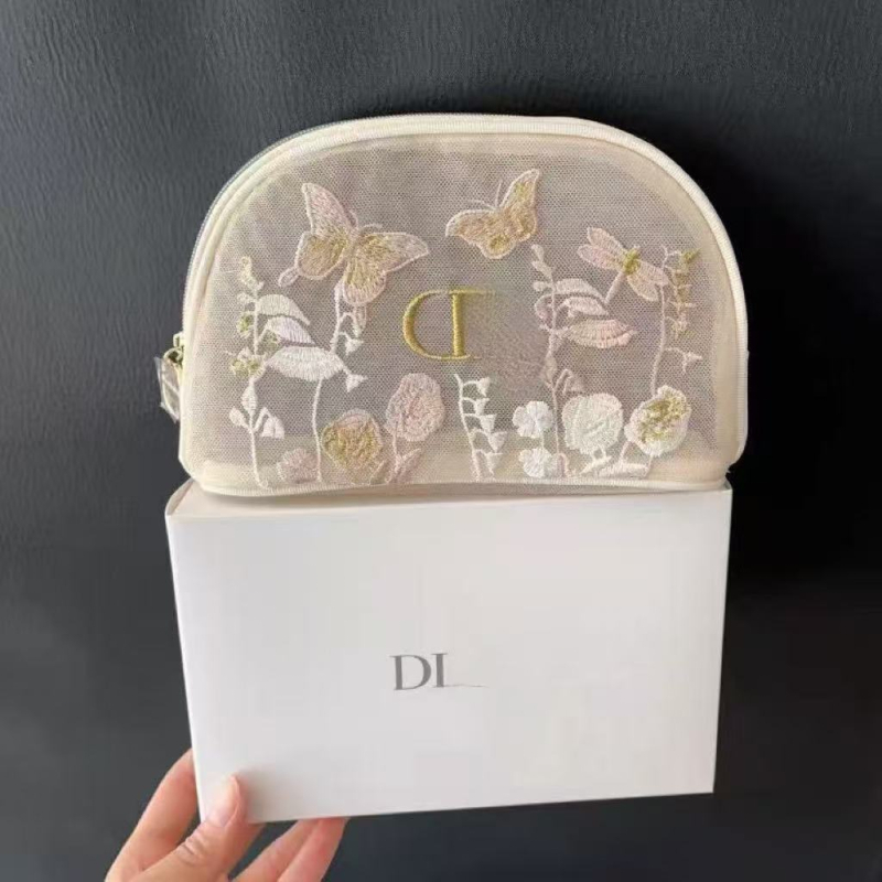 Geantă de machiaj din plasă, broderie cu fluture, căptușeală din nailon, închidere cu fermoar, primăvara 2025