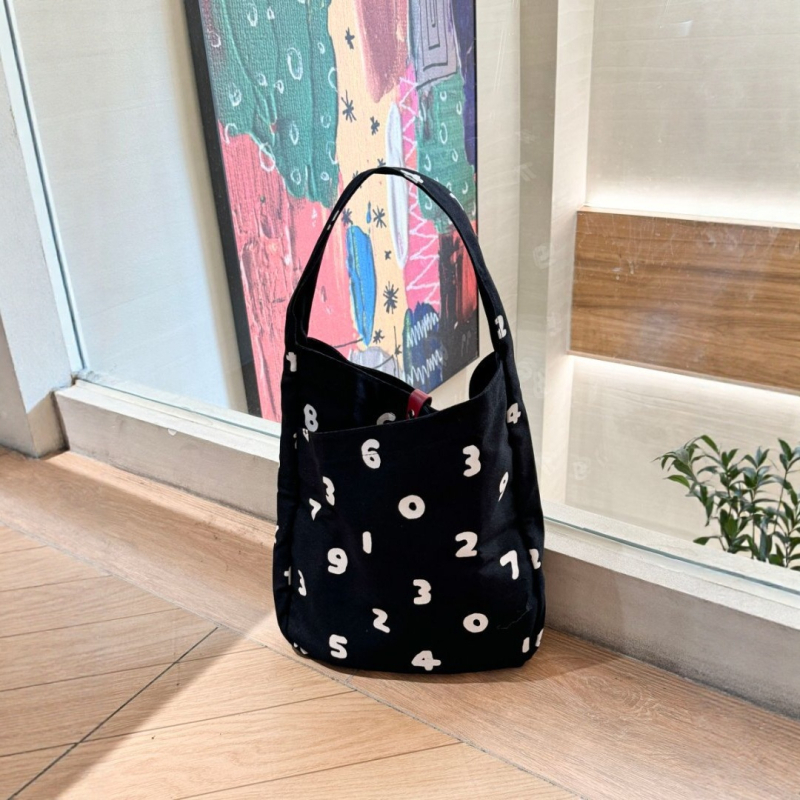 Torba Tote — ulični stil; platno; horizontalni kvadratni oblik (magnetni zatvarač; džep sa zipom)