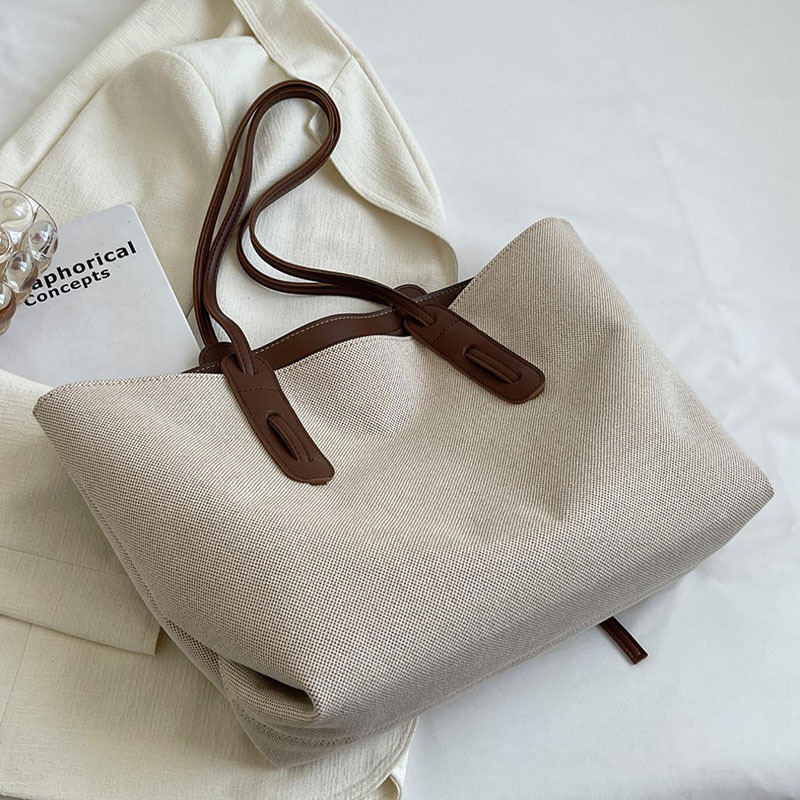 Tote torba od platna, casual stil, horizontalni kvadratni oblik, zatvarač, džep za telefon