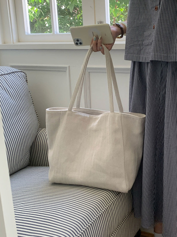 Geantă Tote pentru femei, din canvas, stil street trend, închidere magnetică, buzunar intern cu fermoar, formă orizontală pătrată