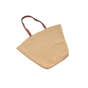 Torba od slame, gradski stil jednostavnosti, trapezni oblik, otvoreni vrh, dvostruke naramenice