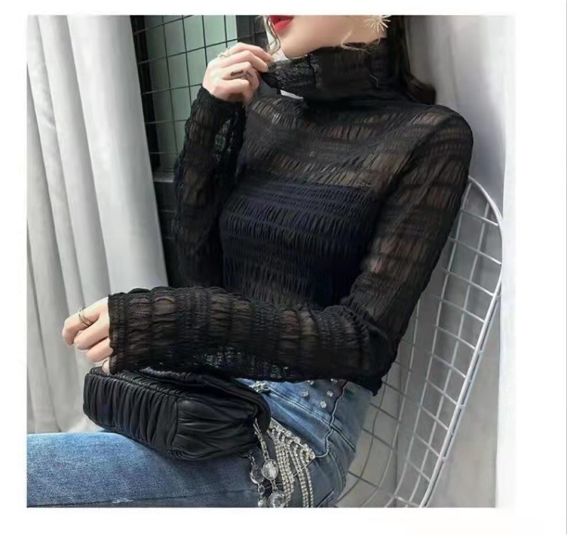 Čipkasti top s izvezenim detaljima, stojeći ovratnik, dugi rukav, slobodan kroj, jednobojni uzorak