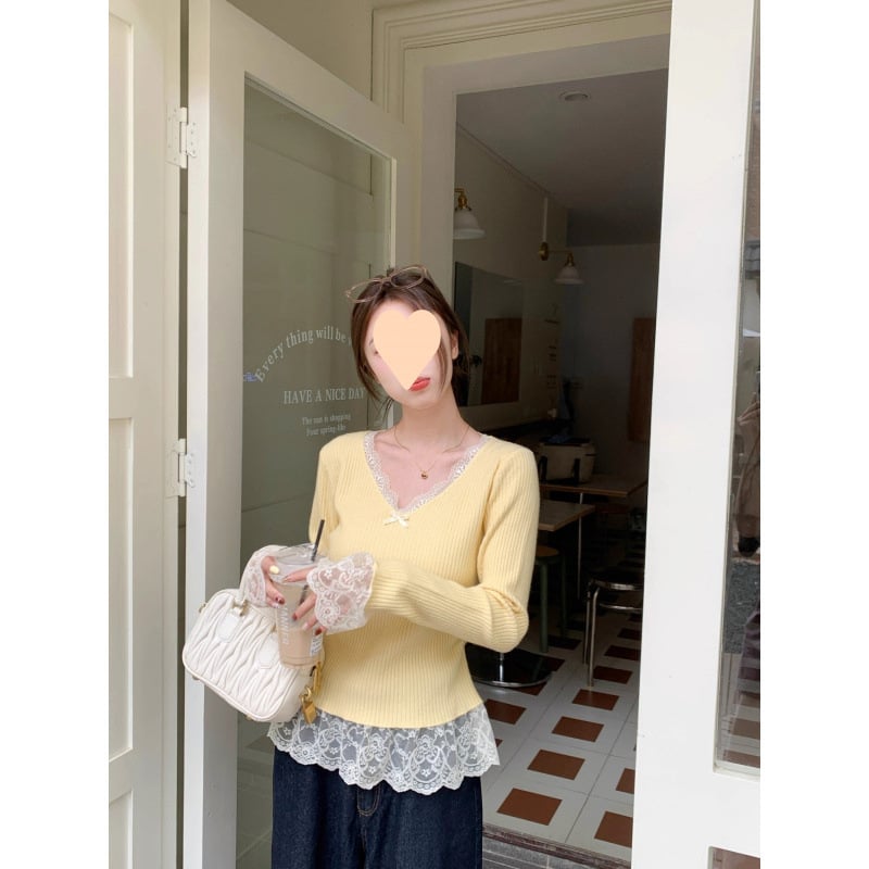 NORNS GIRL tricou din modal cu guler înalt, mâneci lungi, model abstract, croială în linie A