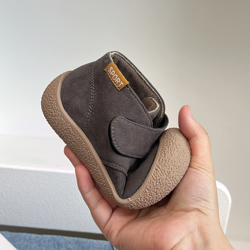 Dječje tenisice s Velcro kopčanjem, unisex, niski profil, nubuk gornji dio, protuklizna gumena podloga — 1–6 godina