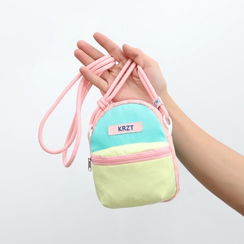 Happy Million crossbody torbica za telefon – gradski minimalistički stil, Oxford tkanina, unutarnja kapsa za telefon, proljeće 2025