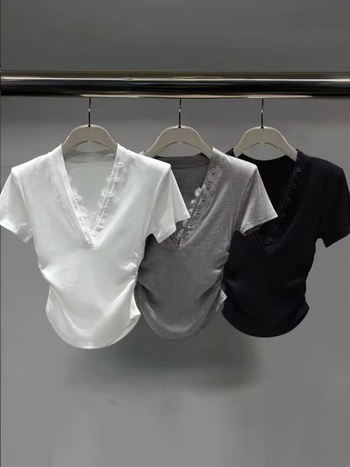 Ženska pamučna T-majica s V izrezom, slim fit, kratki rukavi, jednobojna