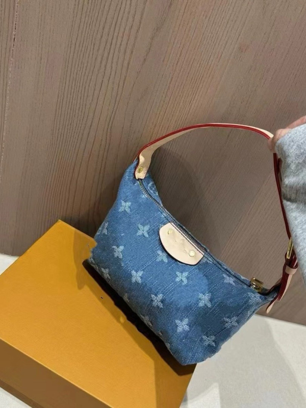 Denim torba za ručak u obliku kutije Saddle za žene — ispod pazuha, Oxford platno, gradski minimalizam, svakodnevna upotreba, proljeće 2025