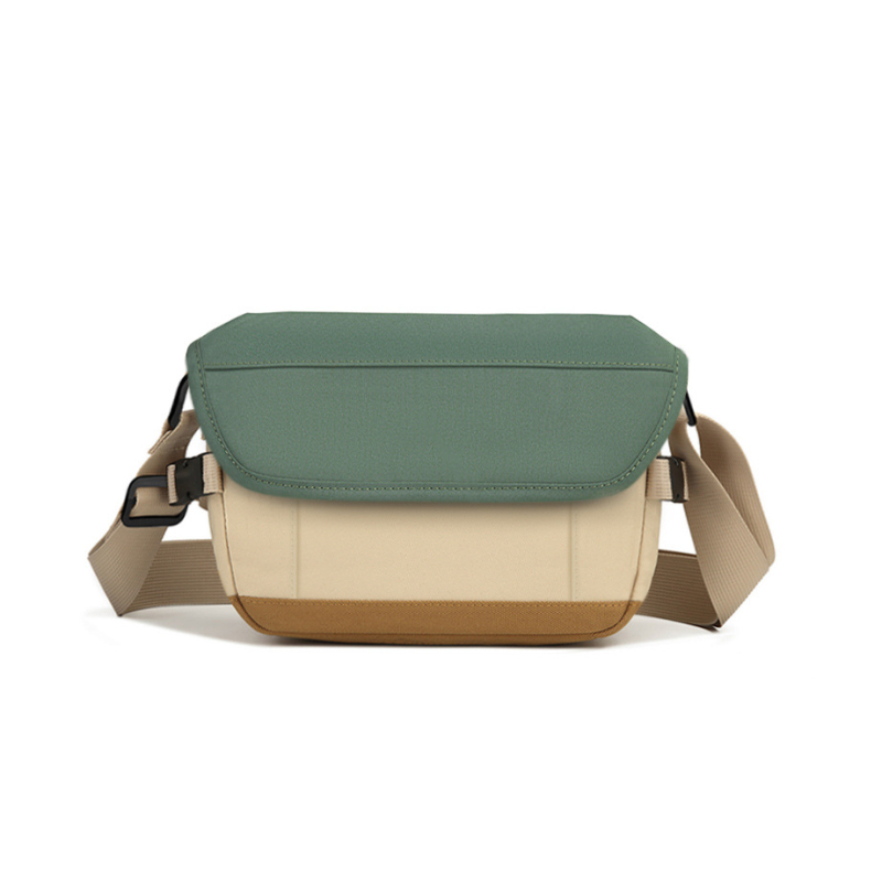 Urban minimalistička crossbody torba od Oxford platna, horizontalnog kvadratnog oblika, s poklopcem zatvaranja, unutarnji džepovi: zip džep, džep za mobitel i džep za identifikacijsku karticu